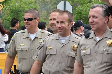 CALIFORNIA HIGHWAY PATROL (CHP) OFFICERS | California highway patrol ...