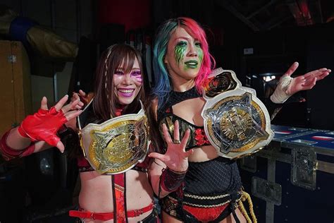 Kabuki Warriors (Asuka & Kairi Sane) New Champ, Photo Sleeve, Royal ...