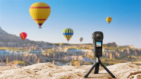 Insta360 Intros Leica-Branded 360 Lens for One RS | PCMag