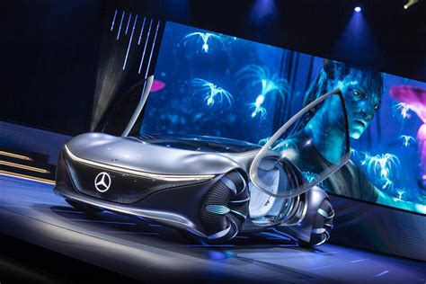 Mercedes-Benz unveil new Avatar-inspired future car | Esquire Middle ...