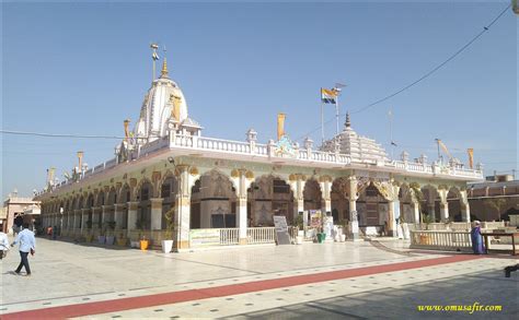 तिजारा का जैन मंदिर (A visit to Jain Temple of Tijara)