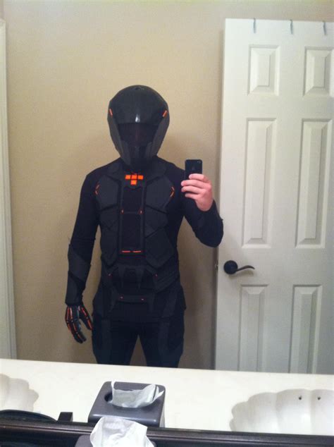 (Self) Rinzler Cosplay | Tron, Cosplay, Movie buff