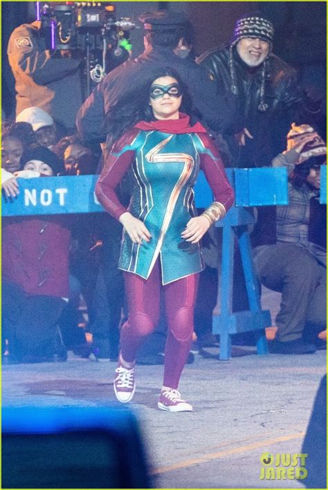 Iman Vellani Spotted in Official 'Ms. Marvel' Costume in New Set Photos ...