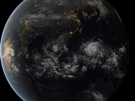 Satellite Image Of Super Typhoon Haiyan - Business Insider