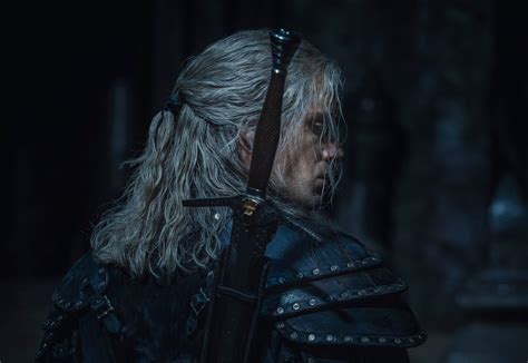 Netflix's 'The Witcher' Reveals Geralt's New Look - Movie News Net