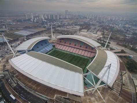 Jeonju World Cup Stadium, Jeonju, Korea : r/stadiumporn