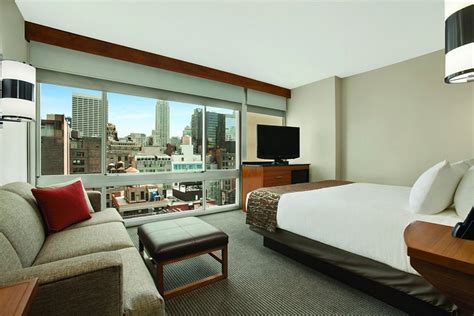 Hyatt Place New York / Midtown - South Rooms: Pictures & Reviews ...