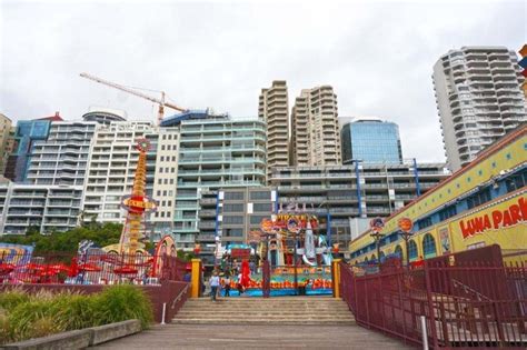 Review Luna Park Sydney Rides