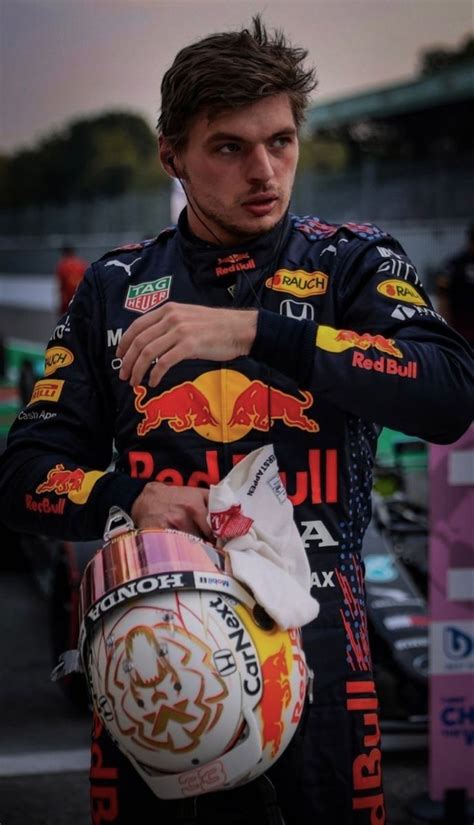 max verstappen f1 in 2023 | Formula 1 car racing, Red bull racing ...