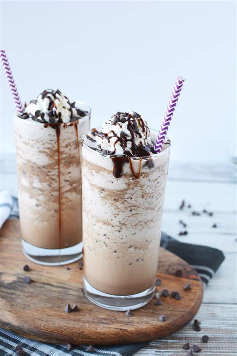 Homemade Mocha Frappuccino Recipe with Chips and Syrup |YUM!