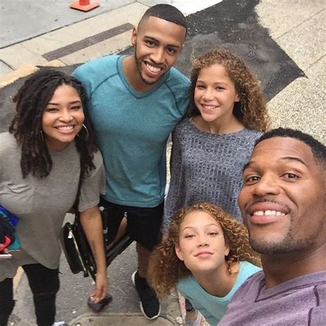 Good Morning America’s Star Michael Strahan Family: Wife, Kids - BHW ...