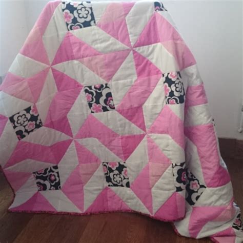 Single bed quilt PDF quilt pattern FUNKY FLOWERS