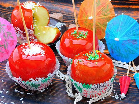 Homemade candy apples recipe