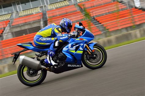 2017 Suzuki GSX-R1000 & Suzuki GSX-R1000R launched in India