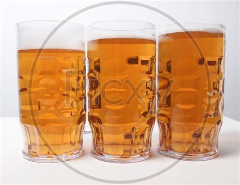 Image of Lager Beer Glasses-EB160928-Picxy