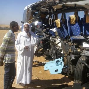 Eight US tourists killed in Egypt bus crash