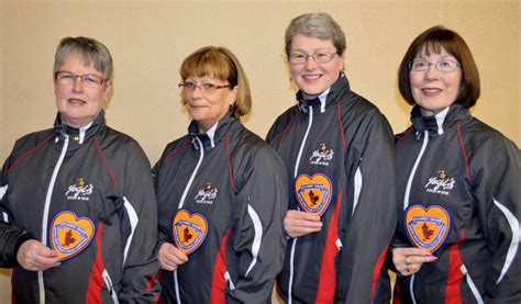 PEI Credit Unions Seniors – recap with team pictures | PEICurling.com