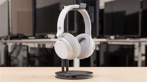 Microsoft Surface Headphones 2 Wireless Review - RTINGS.com