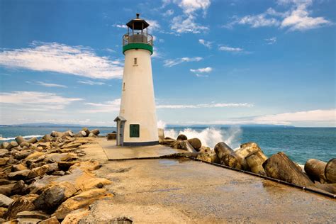 A Guide to the Santa Cruz Lighthouses - Beachnest Vacation Rentals