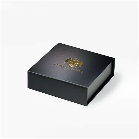 The Power of Custom Gift Boxes with Logo: Making a Lasting Impression