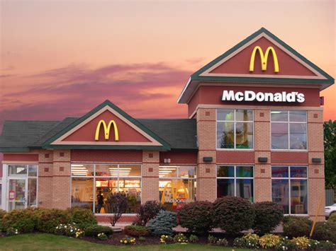 McDonald’s gana disputa por nombre de marca – Omega Stereo