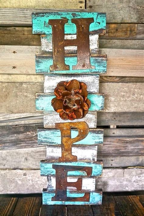 20 Easy Front Porch DIY Sign Ideas for Your Home - The ART in LIFE