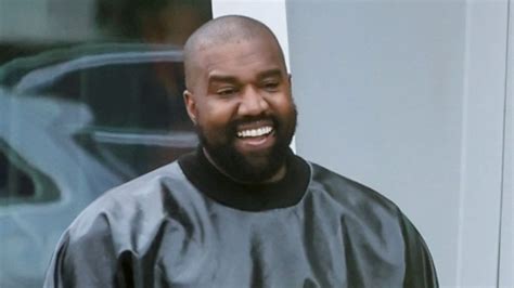 Kanye West Didn't Have Teeth Removed For New Grill (Exclusive)