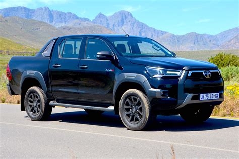 EXCLUSIVE! READ THE FIRST NEW HILUX TEST HERE! | Auto