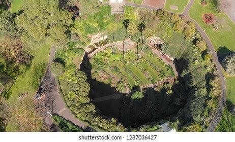 Umpherston Sinkhole Cave Garden Mt Gambier Stock Photo 1287036427 ...