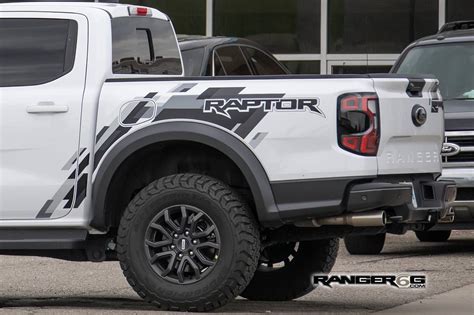 Spied: 2024 Ranger Raptor Wearing Raptor Graphics Package 📸 | Ranger6G ...