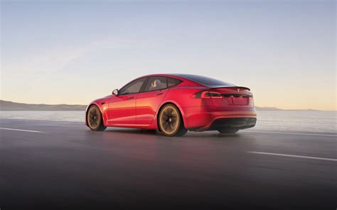 Tesla launches the sub 2.0s, design refreshed Model S Plaid ...