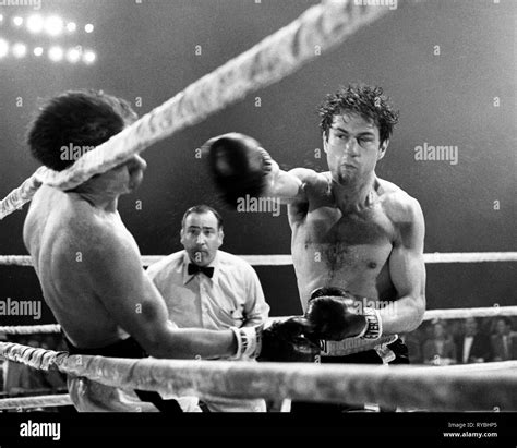 ROBERT DE NIRO, RAGING BULL, 1980 Stock Photo - Alamy