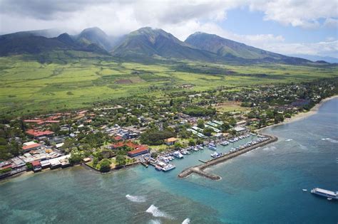 Photos of Historic Lahaina on Maui, Hawaii