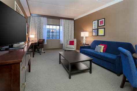 Tarrytown Hotel Suites | Sheraton Tarrytown Hotel