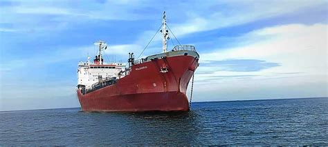 BLT Ship Carrying Palm Oil Products from South East Asia to India - PT ...