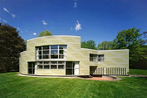 architect-robert-venturi-and-denise-scott-brown-1972-brant-house ...