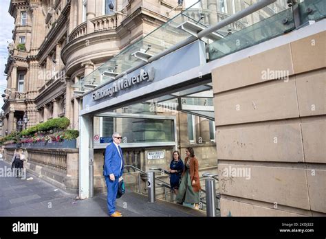 Edinburgh Waverley railway train station entrance in Princes street ...