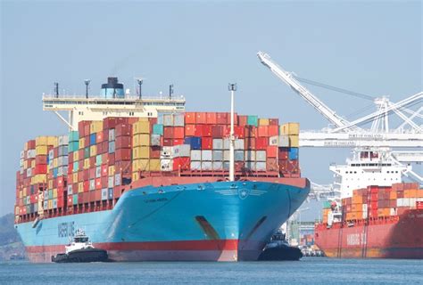 Maersk highlights critical constraints in container hubs ...