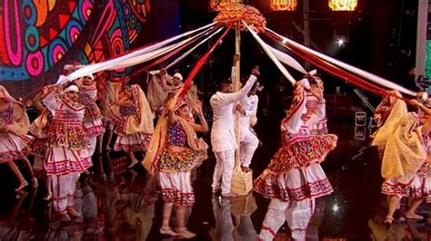 Akshay, Kangana react to PM Modi's Garba song Maadi: ‘Hum kahan jayein ...