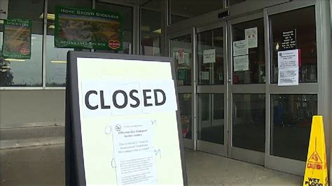 Government shutdown forces closure of JBLM commissary | KOMO