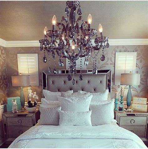 10 Glamorous Bedroom Ideas - Decoholic