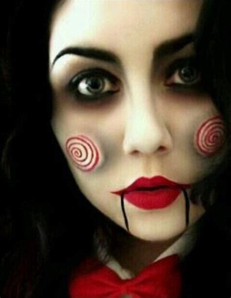 Makeup Ideas For Women That Bring The Spooky Back To Halloween