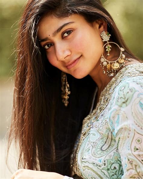 Sai Pallavi Pictures, Photos And HD Images - Kerala9.com