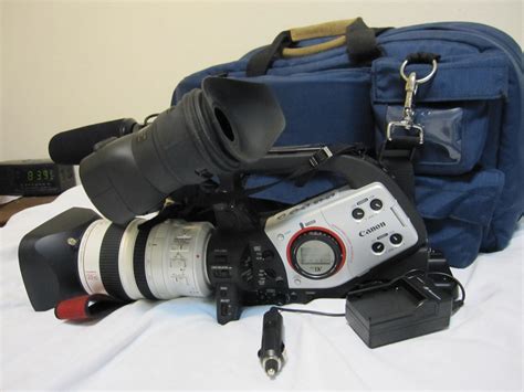 Canon XL2 MiniDV 3CCD Professional Camcorder With a Porta Brace Case ...