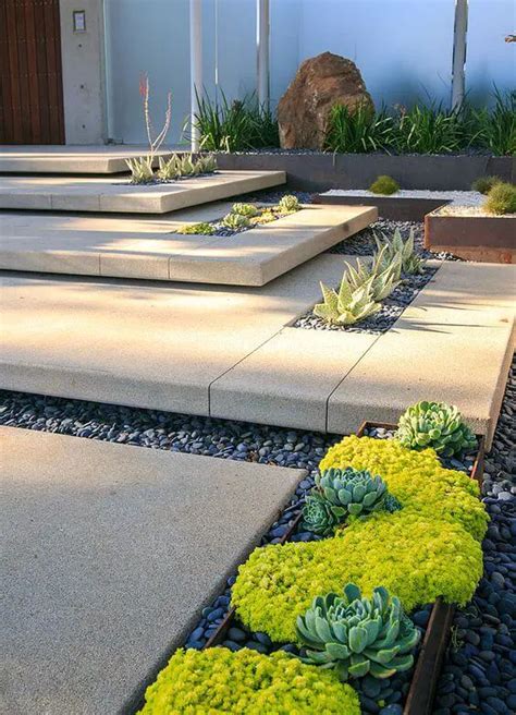 34 Succulent Landscape Design Ideas for a Perfect Outdoor Space