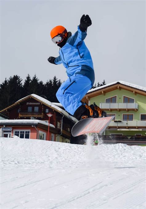 Snowboarding in Vermont for Beginners and Families