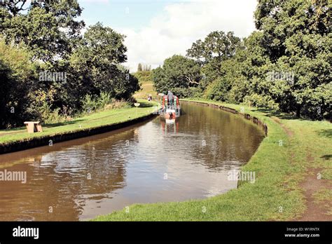 A picture of the Canal near Whitchurch showing boats Stock Photo - Alamy