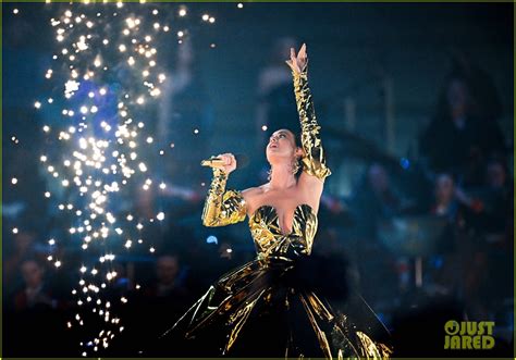 Katy Perry Performs 'Roar' & 'Firework' at King Charles Coronation ...