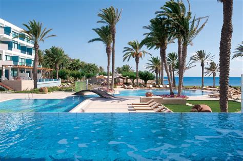 Editor Picks: The Best All-Inclusive Hotels in Paphos