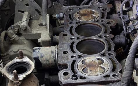 Why Does Your Car Engine Oil Leaks: Causes, Fixes & More | dubizzle